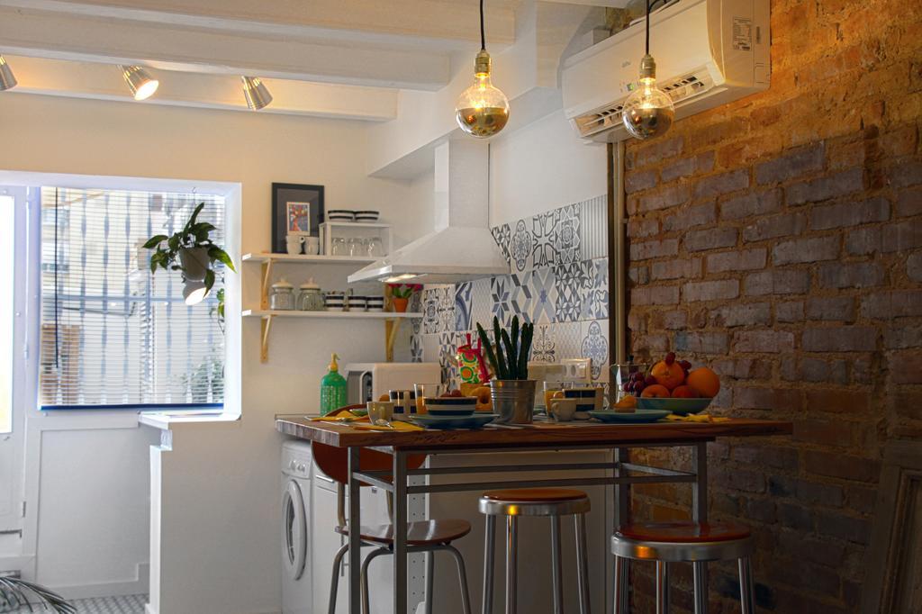 Casa Tortilla Sant Antoni Barcelona Rom bilde